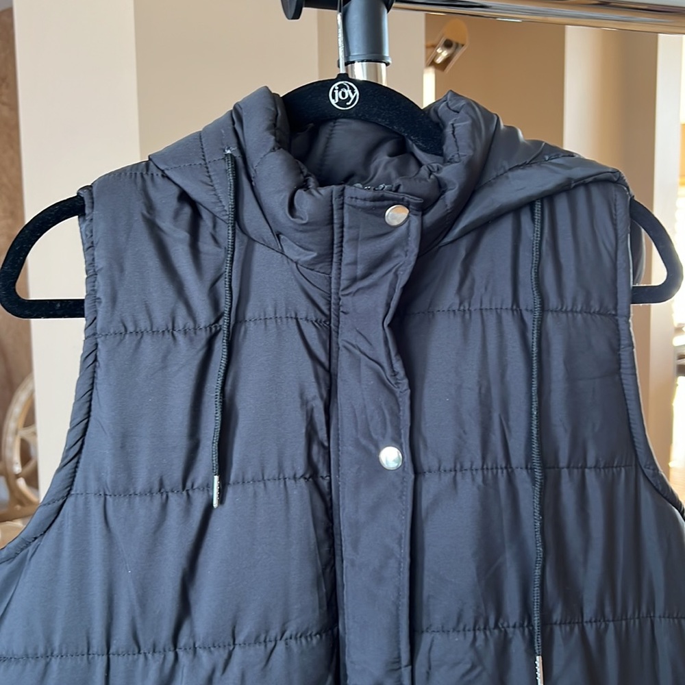 Muyise Women's Plus Size Long Down Vest - Picture 2 of 10